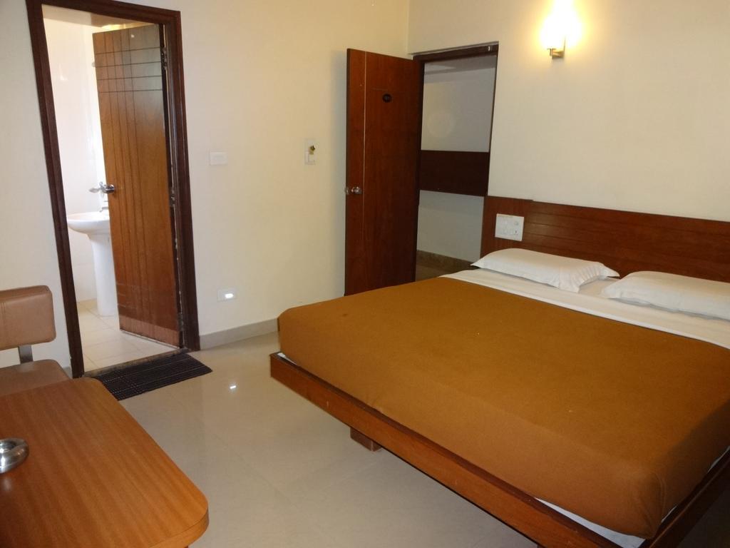 Hotel Sheetal Residency Bengalúr Exteriér fotografie
